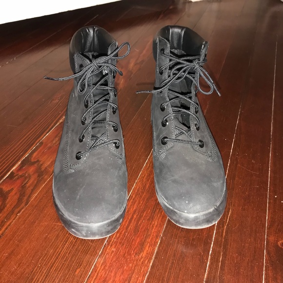Black Timberland Size 8.5 - Picture 2 of 8